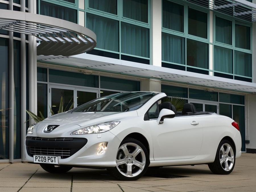 Peugeot 308 CC 2008 года  (UK) (фото 3 из 13)